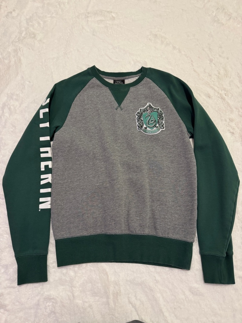 Slytherin Crest Raglan Crewneck Sweatshirt - Green & Gray